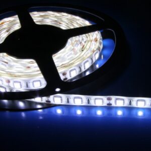 Zaparkorun Bílý LED pásek - 5 metrů